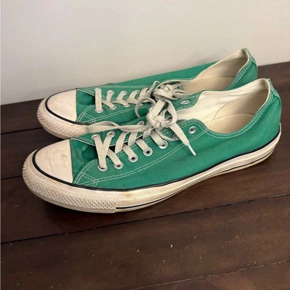 Green Converse Low Top Canvas Sneakers — Men’s 11 / Women’s 13 - Picture 3 of 6